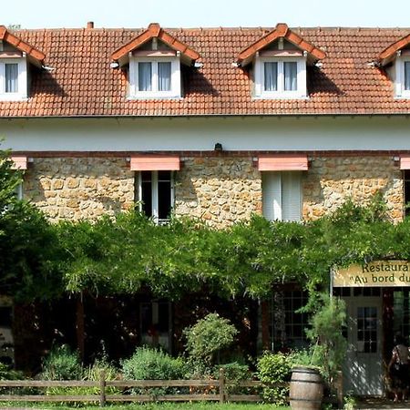 Hotel Au Bord Du Lac Saint-Rémy-lès-Chevreuse Exteriér fotografie