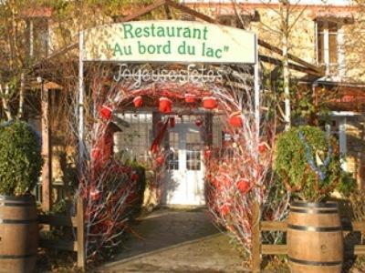 Hotel Au Bord Du Lac Saint-Rémy-lès-Chevreuse Exteriér fotografie
